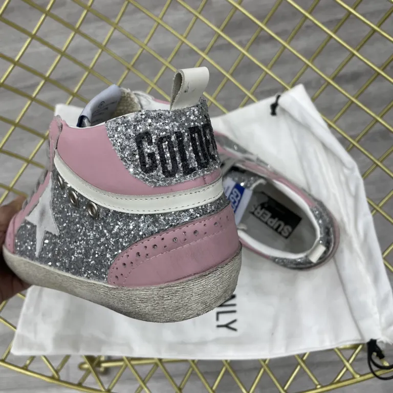 Golden Goose Shoe 